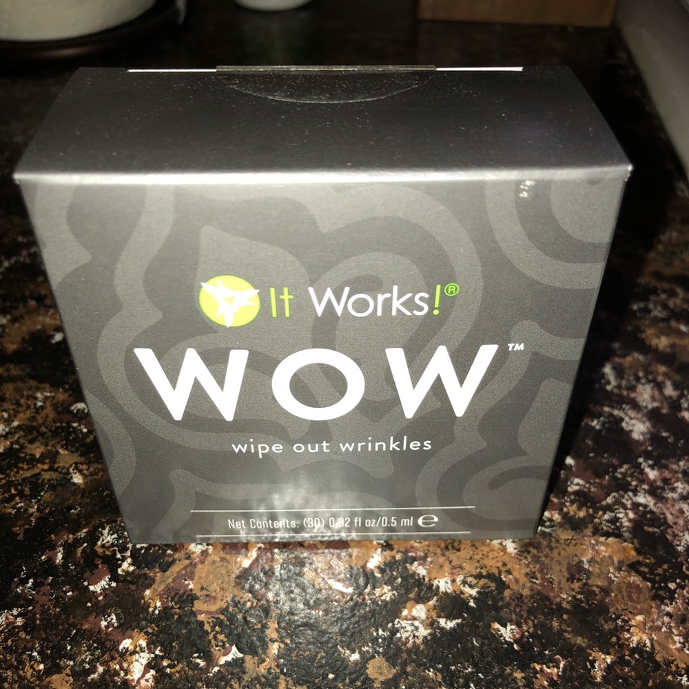 Itworks WOW wrinkle wipes